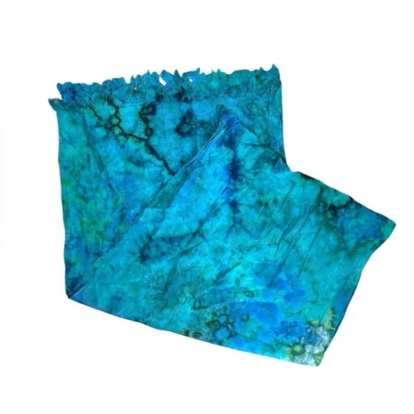 Elegant Blue-Green Tie Dye Look Scarf - Picture 9 of 11